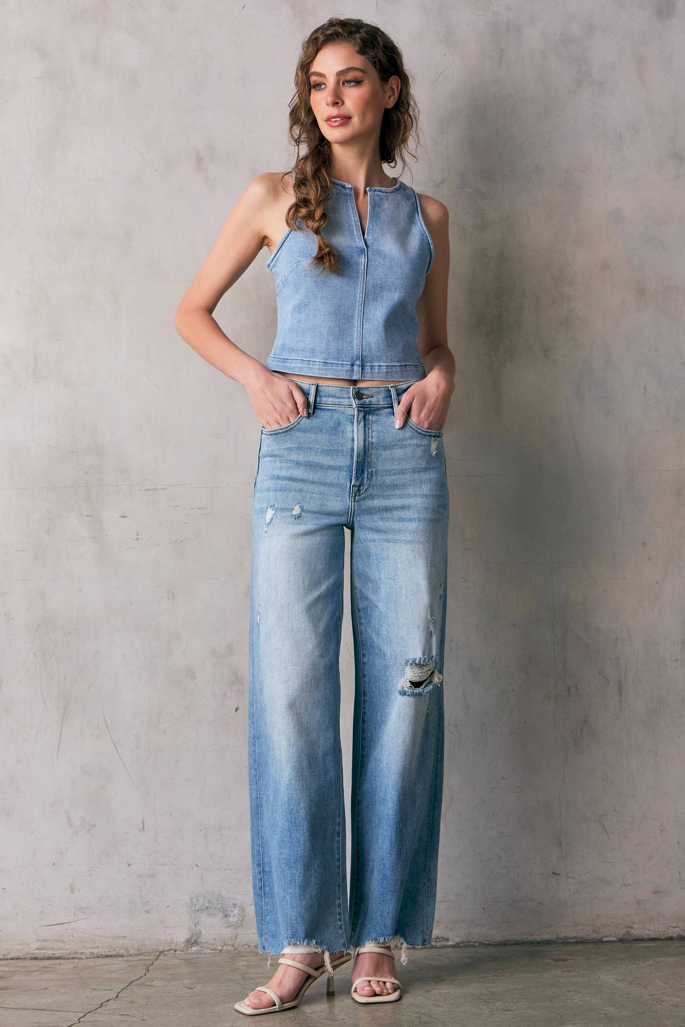 DISTRESSED DAD JEANS by Hidden Jeans