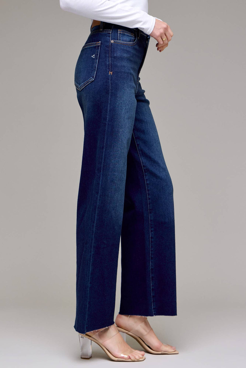 CLEAN STRETCH DAD JEANS by Hidden Jeans