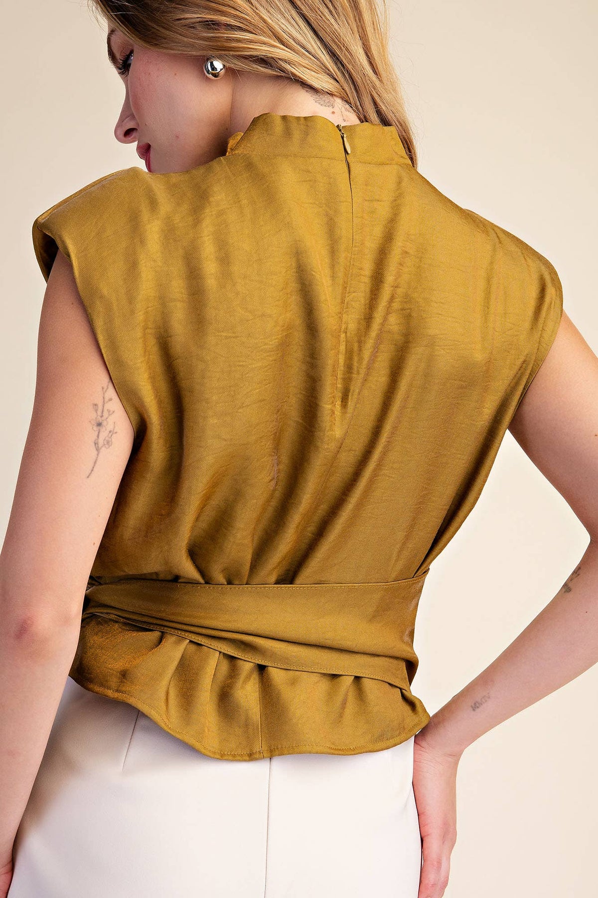 Mock Neck Waist Tie Sleeveless Top