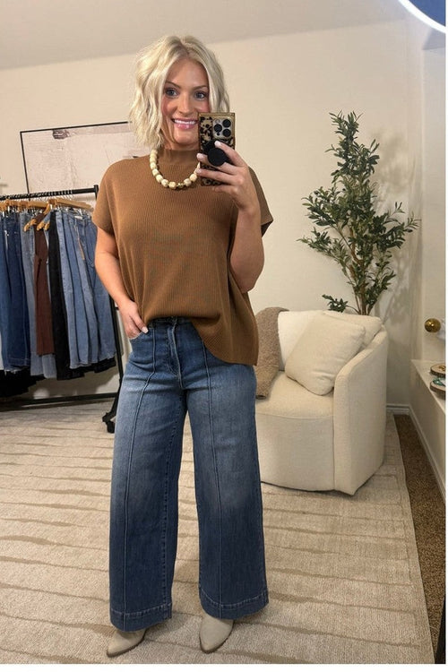 Anniewear Pin Tuck Detail Wide Leg Jean