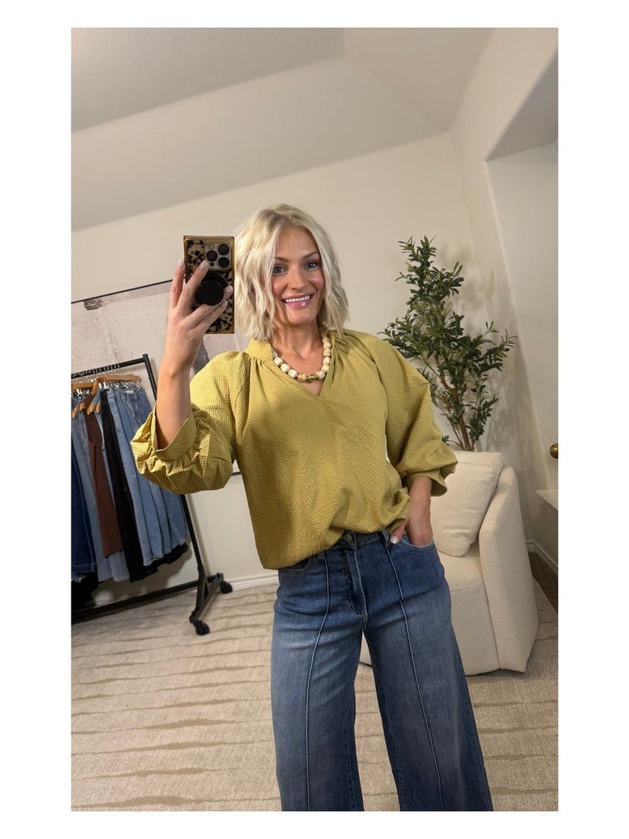 Anniewear Pin Tuck Detail Wide Leg Jean