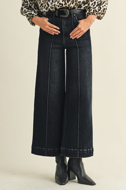 Anniewear Pin Tuck Detail Wide Leg Jean - Black