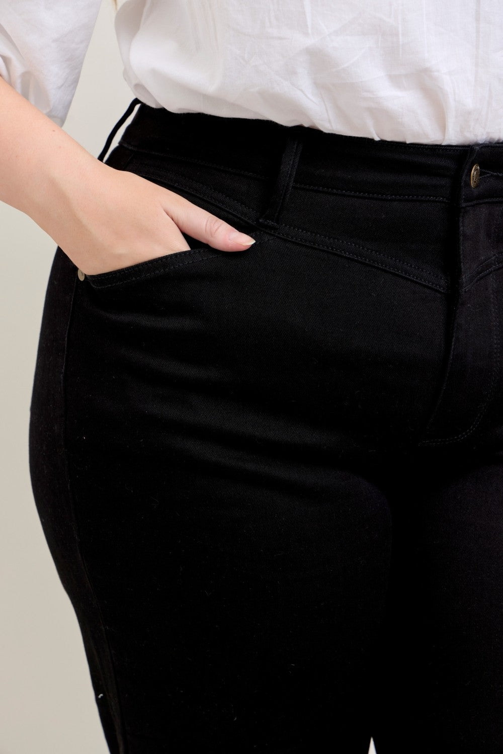 Judy Blue HW Retro Wide Front Yoke Plus Jeans