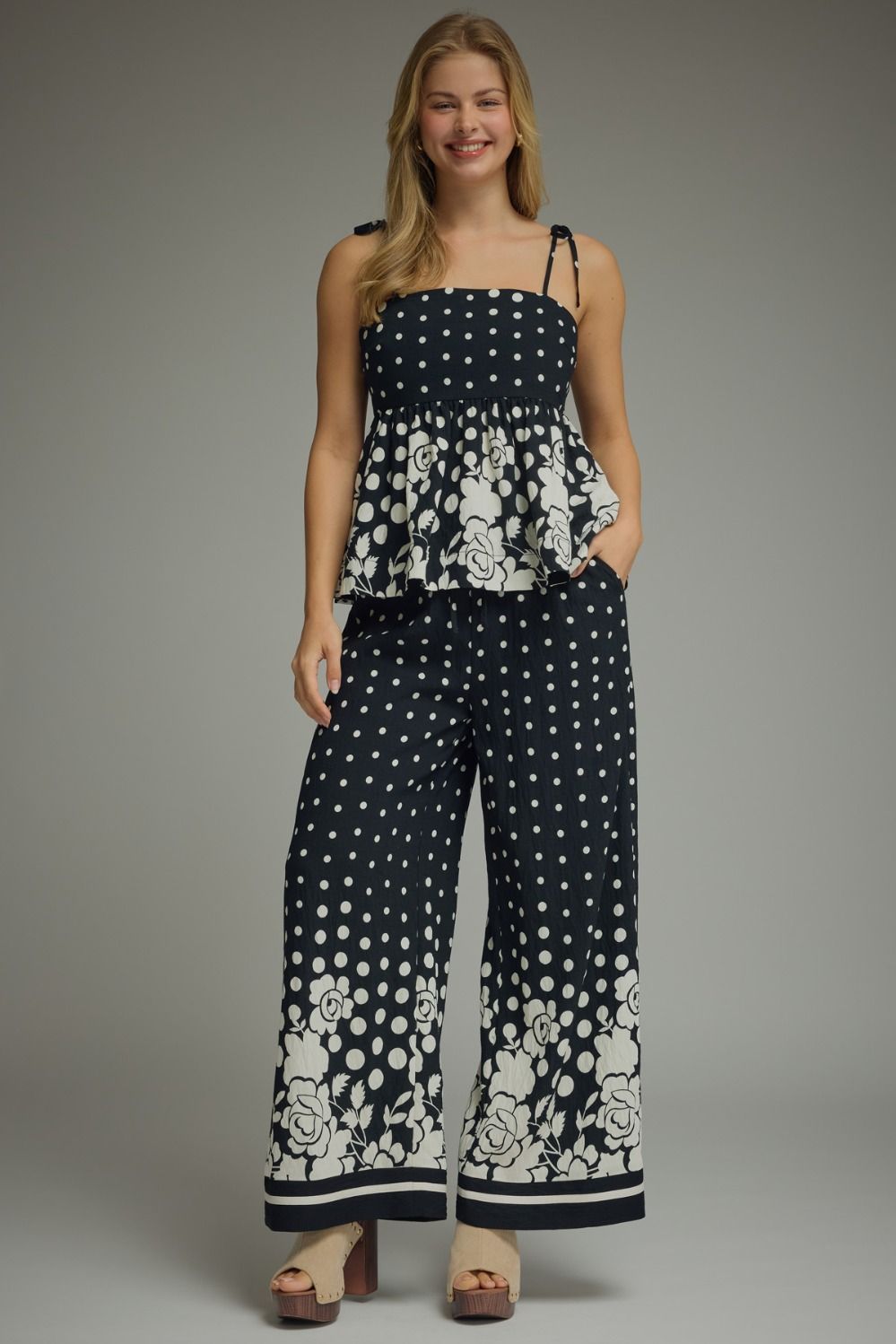 Entro Black Polka Dot Set