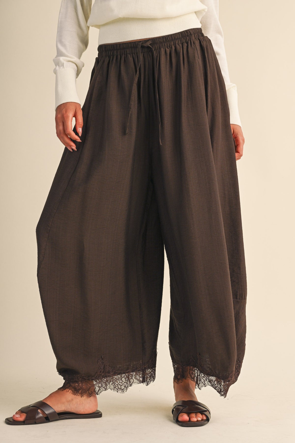 Barrel Fit Pants With Lace Trim