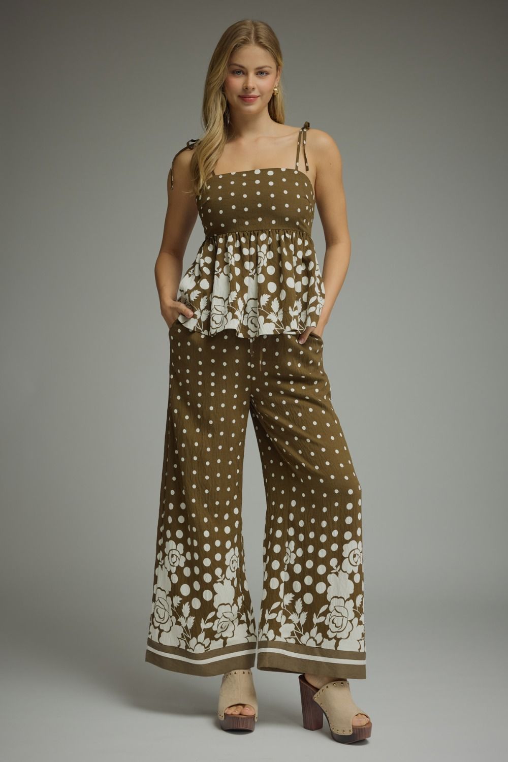 Entro Olive Polka Dot Set
