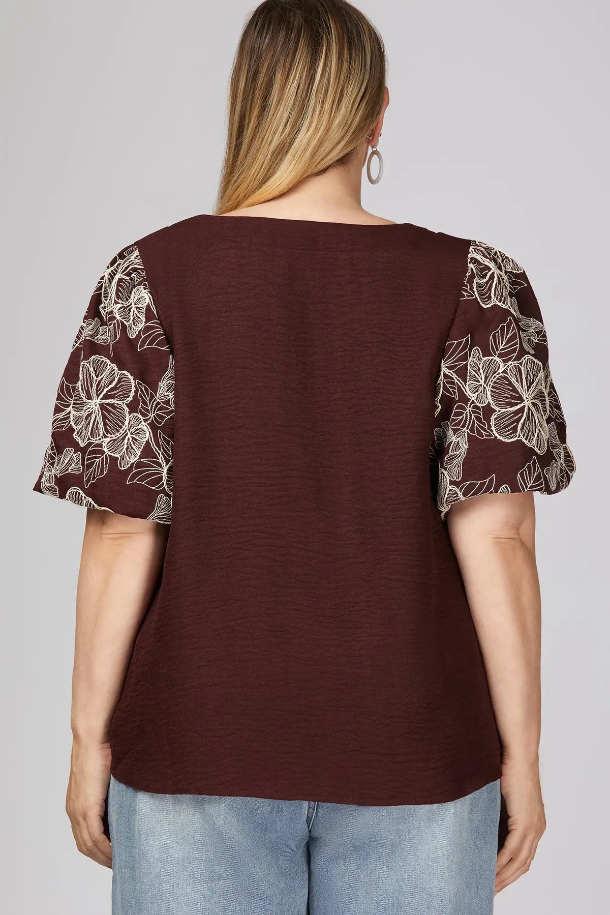 Plus Embroidered Lace Trim Puff Sleeve Top